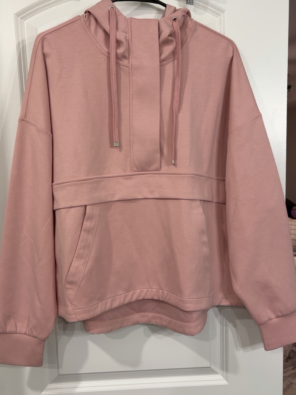 Relaxed Dusty Pink Hooded Pullover Sweatshirt